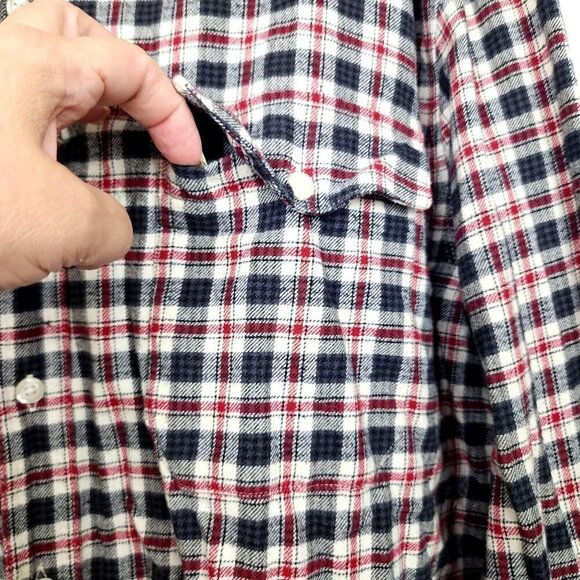 GAP Men's Soft Flannel Shirt Classic Fit Black Plaid Size XXL - Picture 2 of 12